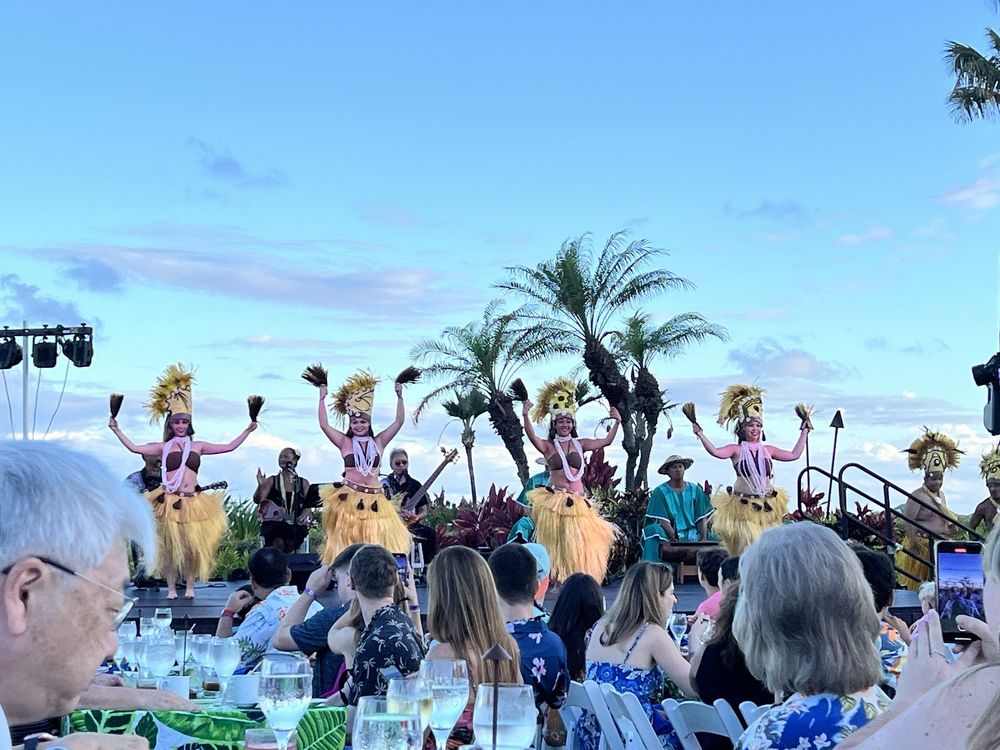 Dancers performing at the Grand Hyatt lū'au