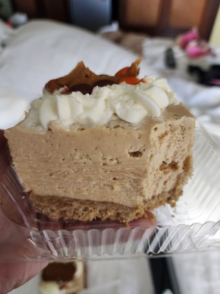 The pastry case at Kaua'i Petite Sweets