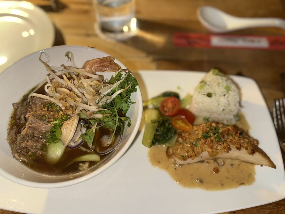 Macadamia nut crusted fish at Merriman's